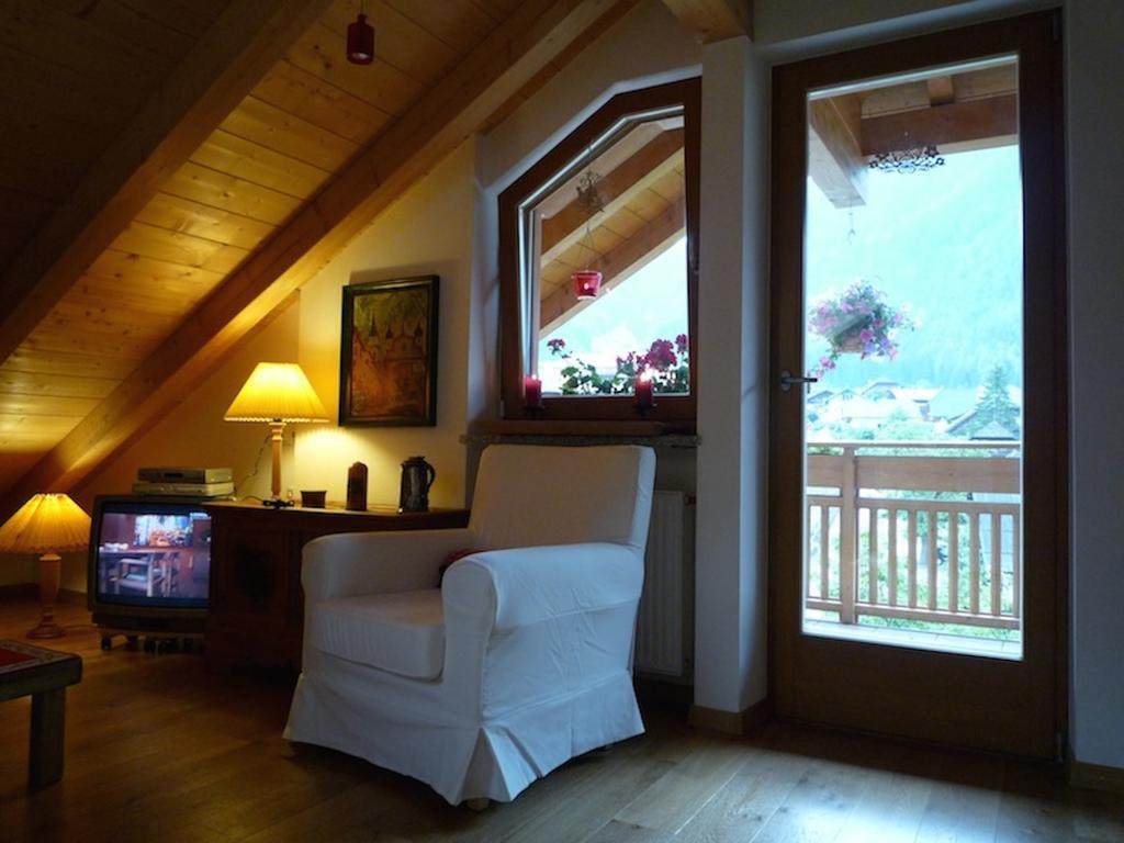 Mansarda Dolomiti Daire Rasun di Sopra Oda fotoğraf